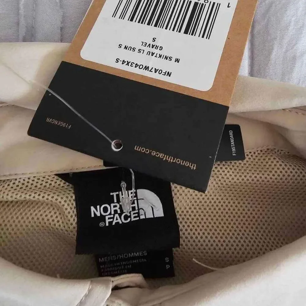 The NorthFace Long-Sleeved FlashDry New Shirt in Men's Small